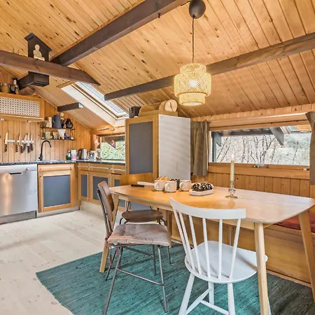 3 Bedroom Pet Friendly In Semesterbostad *