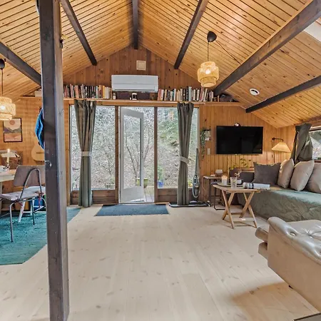 Semesterbostad 3 Bedroom Pet Friendly In *
